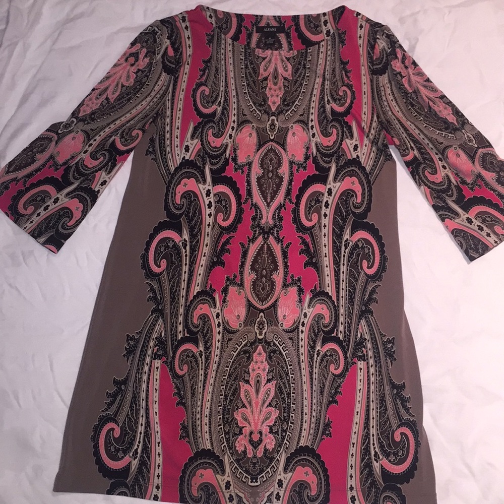 Classy dress for any occasion!